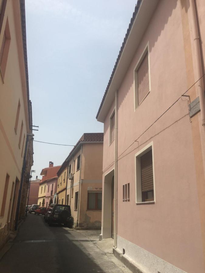 Casa Rosa Di Maria Gabriella San Vito A 30 Km Da Villasimius 外观 照片